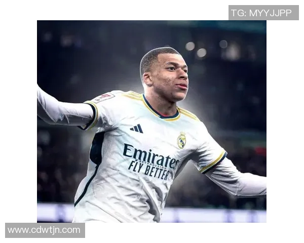 《足球传奇：探索球星背后的成长故事与辉煌历程》